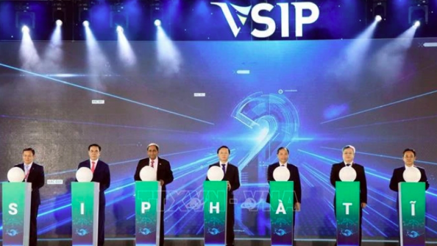 Work begins on Vietnam-Singapore Industrial Park in Ha Tinh